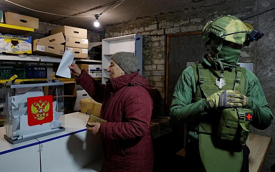 Bên trong bầu cử tổng thống tại vùng Ukraine ly khai được Nga sáp nhập
